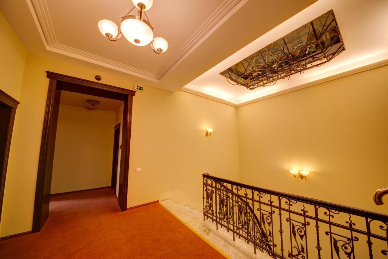 Отель Atrium Hotel Ateneu City Center Бухарест-33
