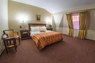 Отель Atrium Hotel Ateneu City Center Бухарест Двухместный номер Делюкс с 1 кроватью-3