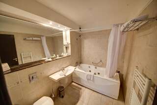 Отель Atrium Hotel Ateneu City Center Бухарест Номер-студио-3