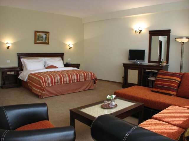 Отель Atrium Hotel Ateneu City Center Бухарест-26